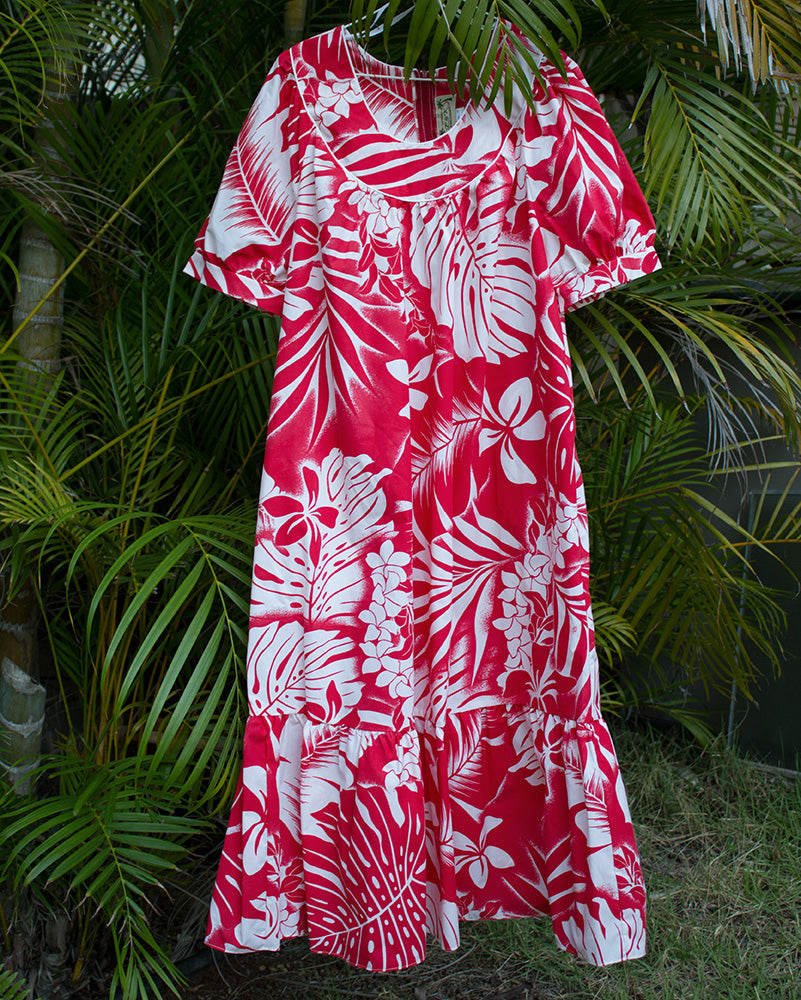 Hawaiian muumuu<br>Red flower